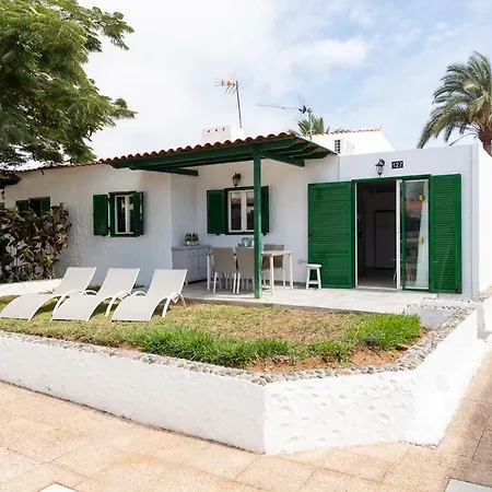 Semesterbostad Aguamarina Bungalow *